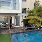 Dans De Bien Etre Avec Jacuzzi Et Piscine Chauffee