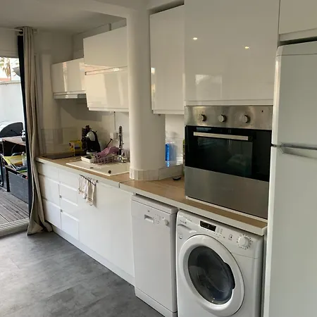 Dans De Bien Etre Avec Jacuzzi Et Piscine Chauffee Lägenhet *