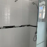 Dans De Bien Etre Avec Jacuzzi Et Piscine Chauffee 아파트 팔라바 레 플로