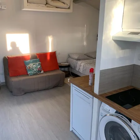 Exceptionnel 3 De Plein Pieds Pouvant Accueillir Jusqu A 8 Personnes A 2 Pas De La Et Du Centre Dans De Bien Etre Avec Jacuzzi Et Piscine Chauffee Palavas-les-Flots