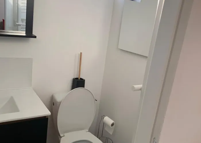 Logement Dans Une Residence De Bien Etre Avec Jacuzzi Et Piscine Chauffee * Палава-ле-Фло