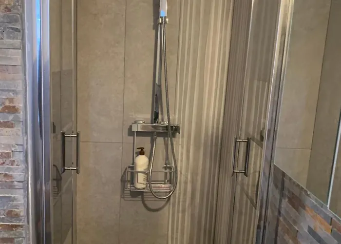 Logement Dans Une Residence De Bien Etre Avec Jacuzzi Et Piscine Chauffee Апартаменты