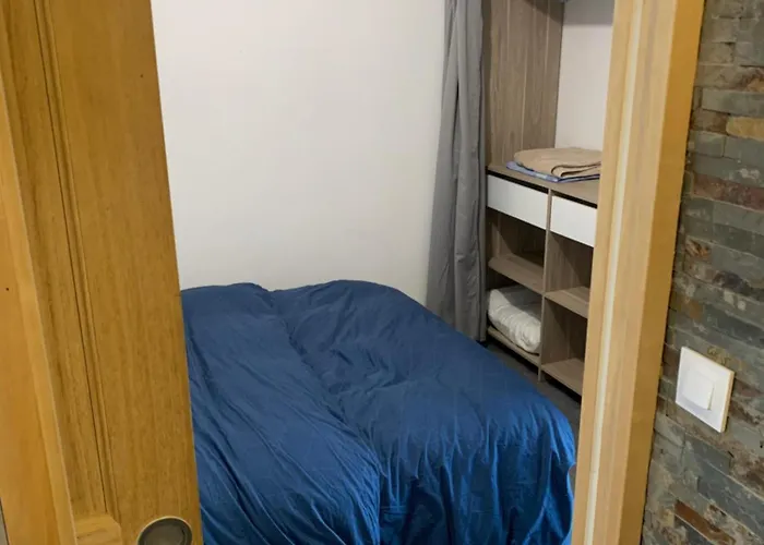Апартаменты Logement Dans Une Residence De Bien Etre Avec Jacuzzi Et Piscine Chauffee