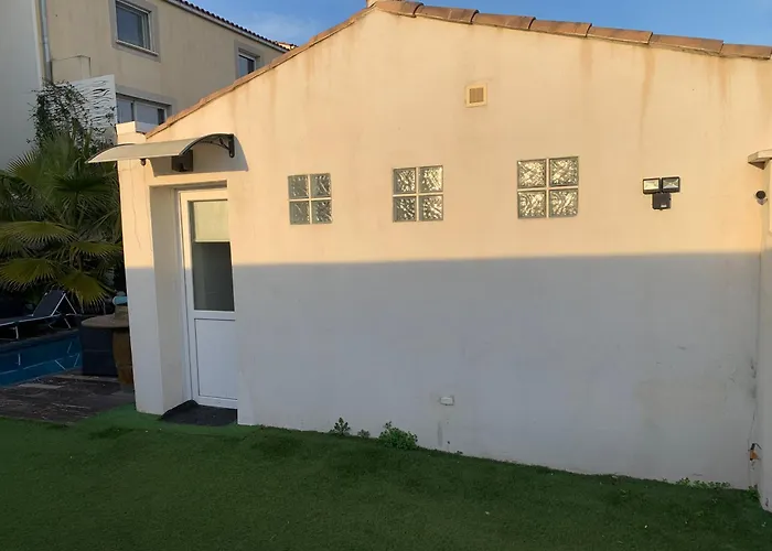 Logement Dans Une Residence De Bien Etre Avec Jacuzzi Et Piscine Chauffee Апартаменты Палава-ле-Фло