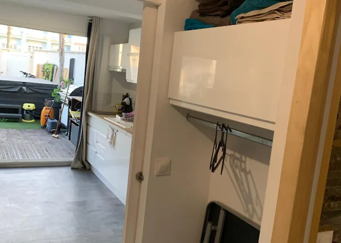 Logement Dans Une Residence De Bien Etre Avec Jacuzzi Et Piscine Chauffee Палава-ле-Фло