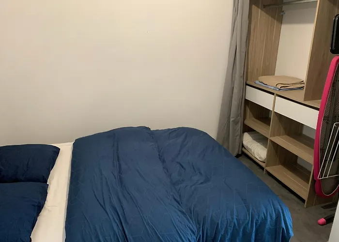 Logement Dans Une Residence De Bien Etre Avec Jacuzzi Et Piscine Chauffee *